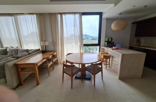 Ngu Hanh Son Apartment | Lalahouses - 2BR Apt in Huyatt Da Nang beach view