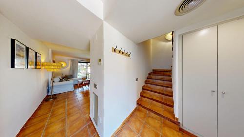 El Perello House | Lamb's Ears