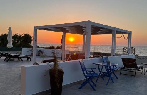 Kamiros House | Lambou Beach Sunset