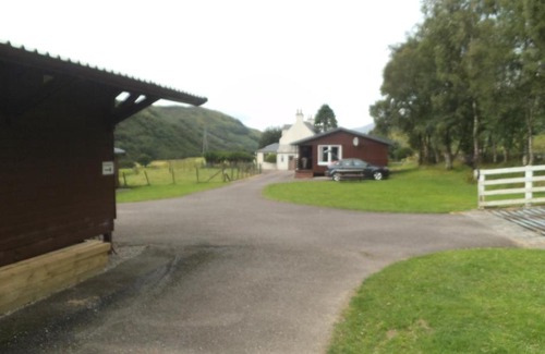Nostie Ski Chalet | Lamont Chalet Self catering holiday homes Creagmhor Glenelg IV408LA