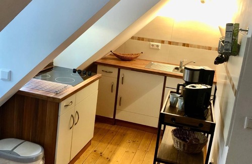 Altstadt Apartment | Landeskrone holiday apartment in the old town house