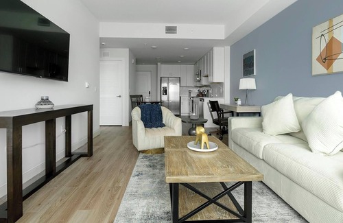 Caloosahatchee Apartment | Landing | Amazing 1BD, Pool, Clubhouse