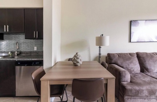 Miramar Apartment | Landing | Amazing 2BD, Gym, Clubhouse