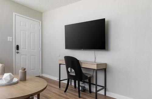 Maryvale Apartment | Landing Apartments Phoenix - Maryvale Village