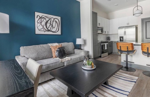 Southbank Apartment | Landing at Artea at Southbank - 1 Bedroom in Do.