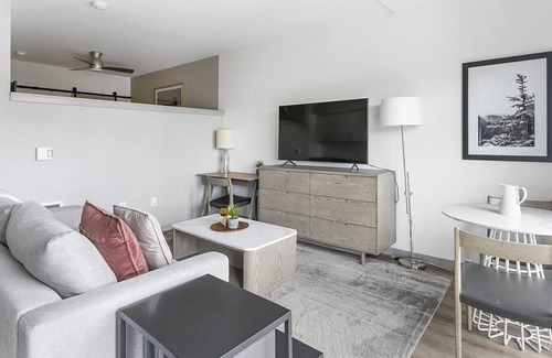 Kent Apartment | Landing at Midtown 64 - Studio in Downtown Kent