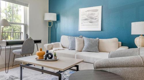 Jacksonville Apartment | Landing at Palmhouse - Jacksonville