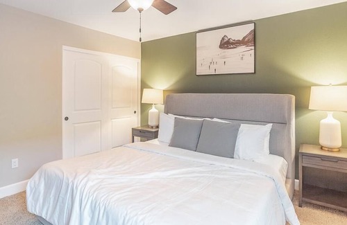 Central District Apartment | Landing at Ramblewood Apartments - 1 Bedroom in Centerville