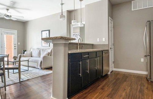 El Paso Apartment | Landing at Santi Dwellings at Montecillo - 2 Bedrooms in Northwest El Paso