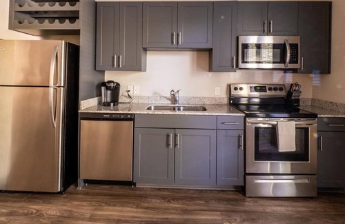 Summerville Apartment | Landing at Summer Wind - Studio in Ashley Retreat