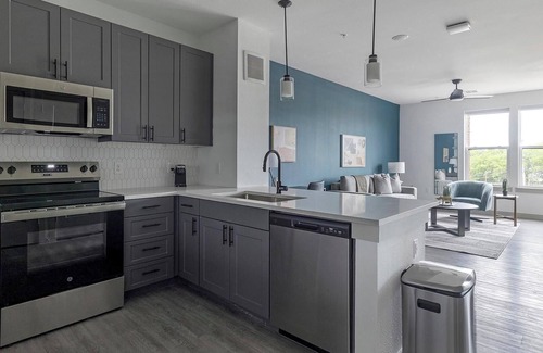 MLK Apartment | Landing at The Goodwin - 1 Bedroom in Mlk