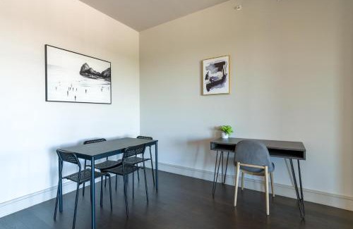 Houston Apartment | Landing at The Hayworth - Houston