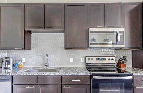 Fort Worth Apartment | Landing at The Standard River District - 2 Bedrooms in River District