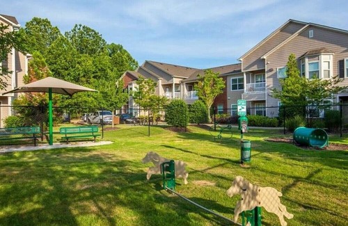 Gray's Creek Apartment | Landing at Villas at Houston Levee West - 2 Bedrooms in Downtown Cordova