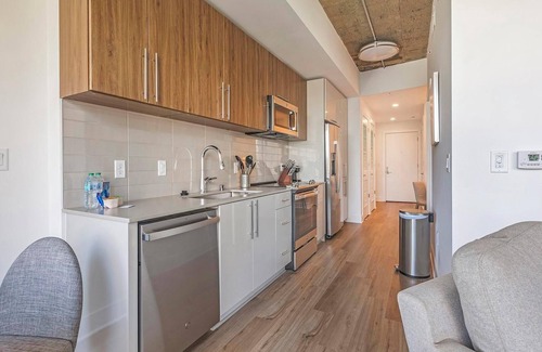 Baileys Crossroads Apartment | Landing | Beautiful 1BD, Game Room, Gym