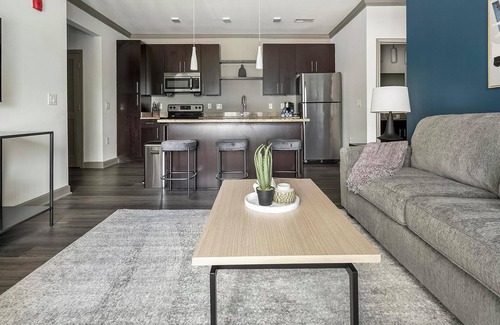 Huntersville Apartment | Landing | Beautiful 2BD, Gym