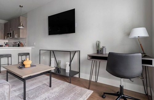 Fort Myers Apartment | Landing | Incredible 1BD, Gym, Pool