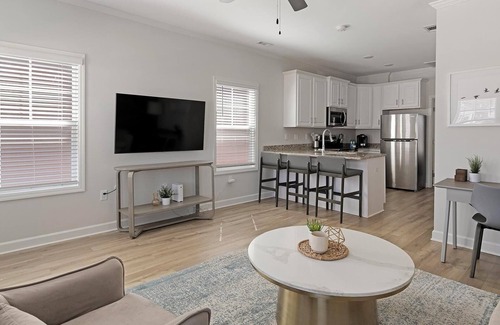 Huntsville Apartment | Landing | Incredible 1BD, Clubhouse, Pool