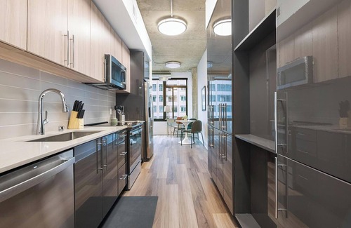 Baileys Crossroads Apartment | Landing | Incredible 1BD, Game Room, Gym