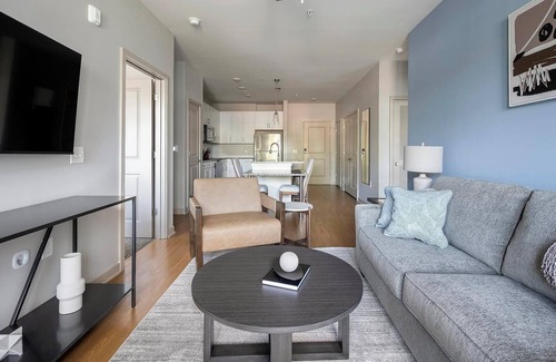 Murfreesboro Apartment | Landing | Incredible 2BD, Yoga Studio, Gym