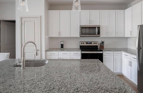 Murfreesboro Apartment | Landing | Incredible 2BD, Yoga Studio, Gym