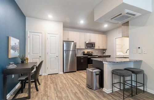 Charlotte Apartment | Landing | Modern 1BD, Clubhouse, Gym