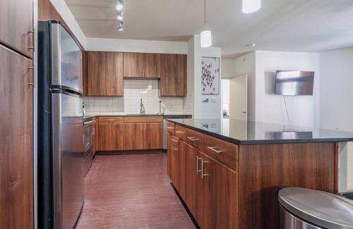 Terrell Heights Apartment | Landing | Modern 2BD, Gym, Yoga Studio