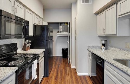 Lewisville Apartment | Landing | Stunning 1BD, Gym