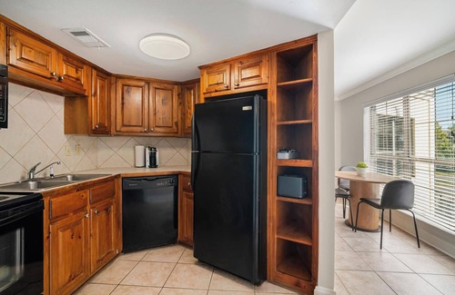 Mid City North Apartment | Landing | Stunning 2BD, Gym, Pool