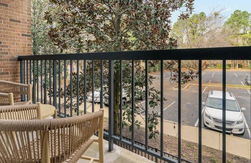 Northeast Raleigh Apartment | Landing | Stunning Studio, Pool, Gym