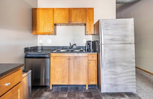 Leavenworth Apartment | Landing | Stylish 1BD, Courtyard