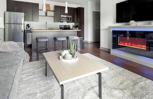 Huntersville Apartment | Landing | Stylish 2BD, Gym