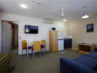 New Plymouth Hotel | Landmark Manor