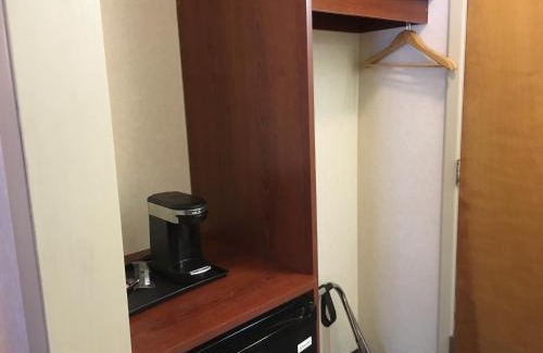 Fort Edward Hotel | Landmark Motor Inn