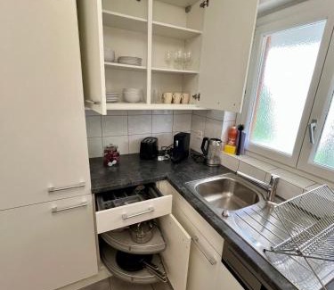 Albisrieden Apartment | Langgrütstrasse 21, 8047 Zürich, Switzerland