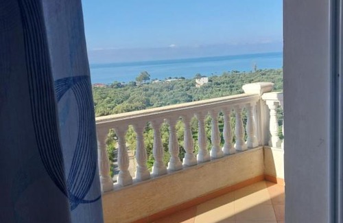 Qeparo Apartment | Lani apartament sea views