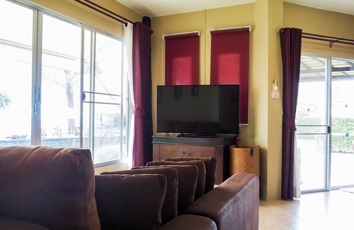 Ko Lanta Hotel | Lanta Castaway Beach Resort