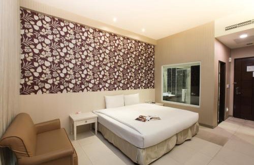 Shanhua District Hotel | Larchotel