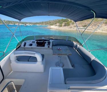 Dalyan Mahallesi Boat Rental | Lares Yachting