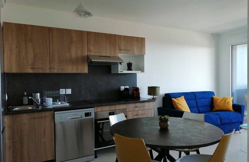 Cap d'Agde Apartment | Large 2 bed apartment/Centre Port - Iconic