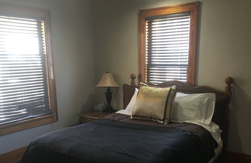 Wausau Apartment | Large 2 bedroom Convenient Location