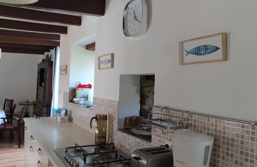 Henansal Cottage | Large 3 bedroom gite with heated covered pool & large garden