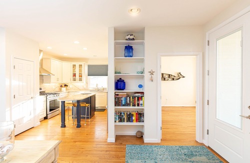 The Pines House | Large 4 Bed/3 Bath House