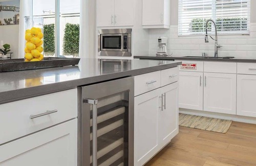 Cardiff-by-the-Sea House | Large 4 Bedroom Close To Beach