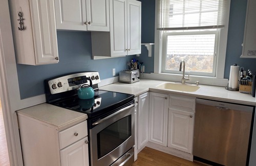 Falmouth Heights House | Large 7-Bedroom Waterfront Property in Falmouth Heights