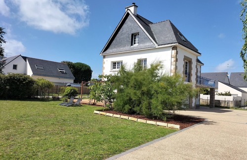 Crach House | Large and beautiful house close to beaches and shops