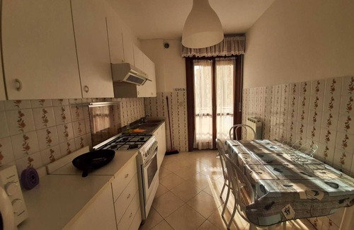 Grado Apartment | Large apartment suitable for friends and families. CIN IT031009C2YKMZ5NYX