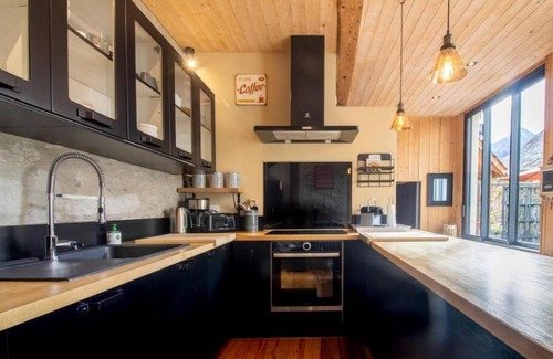 Vielle-Aure House | Large Au Coeur d'Aure gîte, sleeps 14, lovely terrace, great views!