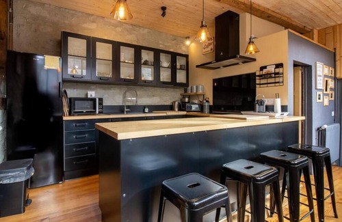 Vielle-Aure House | Large Au Coeur d'Aure gîte, sleeps 14, lovely terrace, great views!