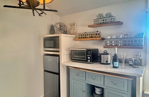 Greenland Apartment | Large, beautiful studio on bucolic Great Bay, 4 miles from vibrant Portsmouth